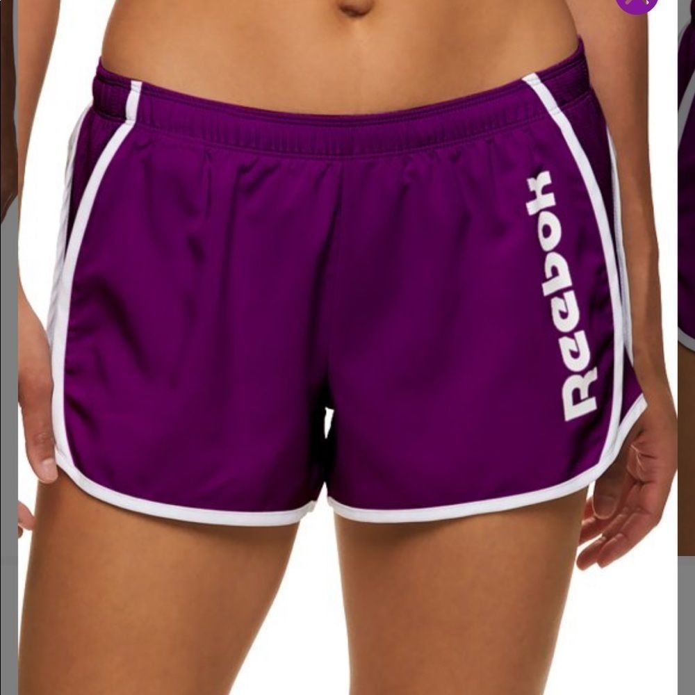 NWT Reebok heritage running shorts SIZE EXTRA LARGE